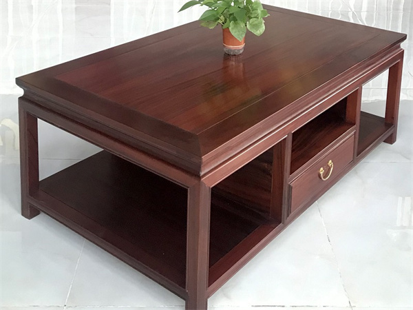 红木家具如何保养，是油漆好还是打蜡好？