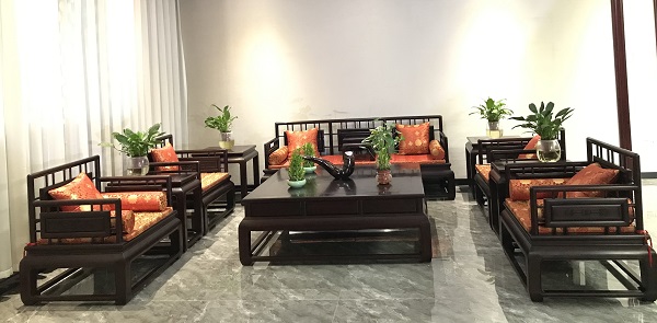 如何选择陕西实木全屋定制？小编带您一睹为快