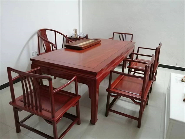 红木桌